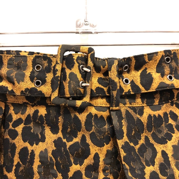 ASOS leopard print skater skirt - Picture 3 of 6
